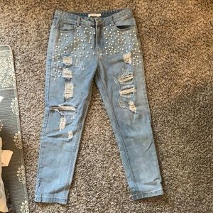 Distressed pearl mom jeans